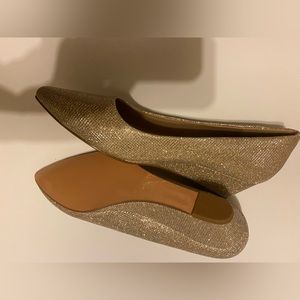 Women's Sparkle Pointed Toe Flats - Gold